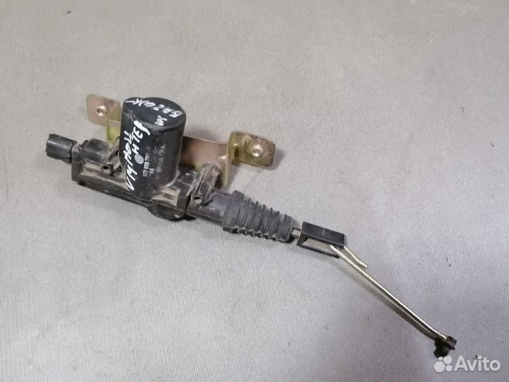 Активатор замка багажника VW Pointer 2005