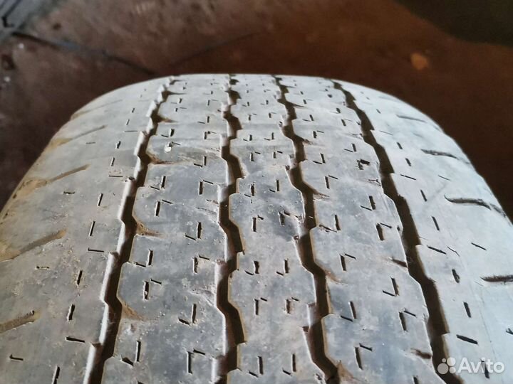 Bridgestone Dueler H/T D840 265/65 R17 S