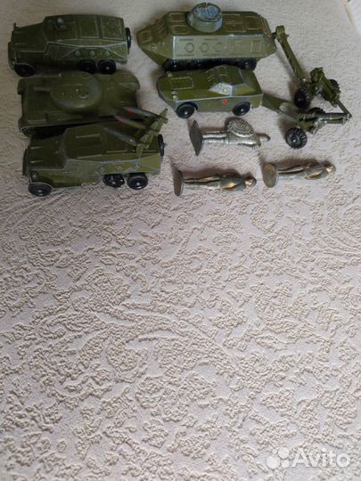 Игрушки. Военная техника. СССР. + солдатики