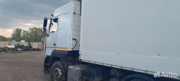 МАЗ 544019-1421-031 с полуприцепом, 2014