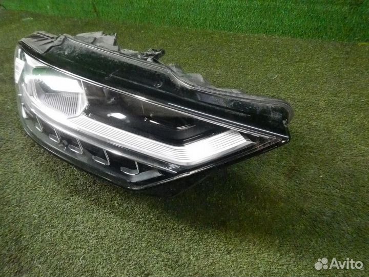 Фара правая Audi A8/S8