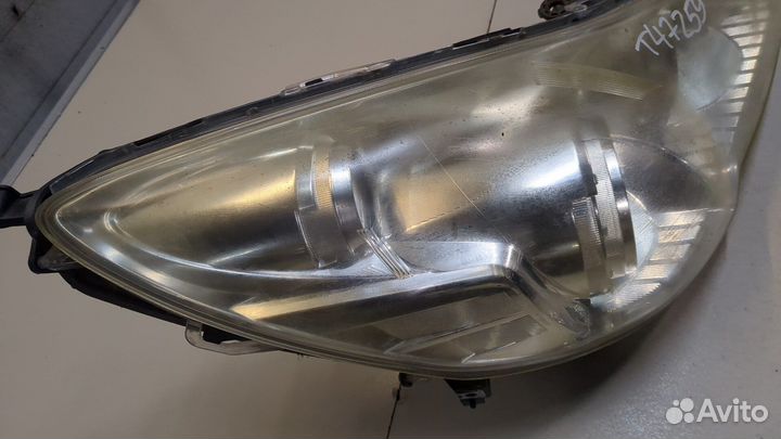 Фара (передняя) Subaru Legacy Outback (B14), 2010