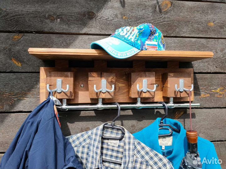 Вешалка в прихожую