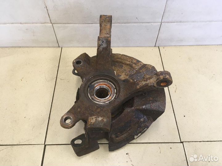 Кулак поворотный передний правый Getz 2002-2010