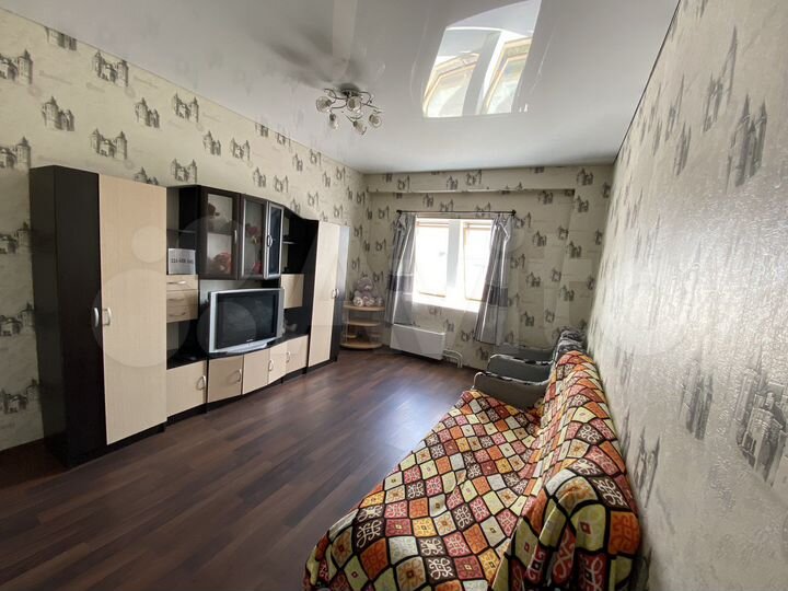 2-к. квартира, 58 м², 4/4 эт.