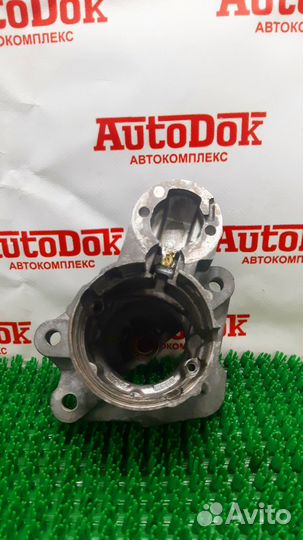 Крышка стартера передняя