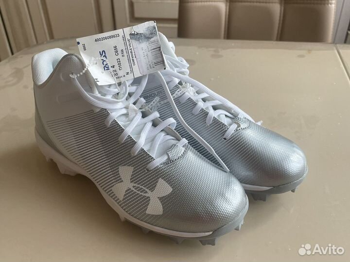 Бейсбольные спайки 36 under armour