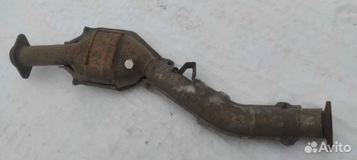 Средняя часть глушителя Subaru impreza