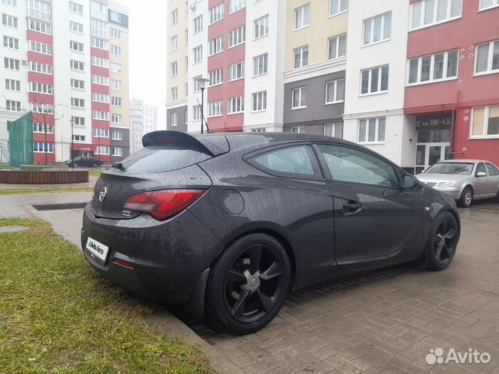 Opel Astra GTC 2.0 МТ, 2012, 272 000 км