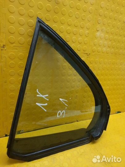 Стекло боковое заднее левое Mitsubishi Lancer