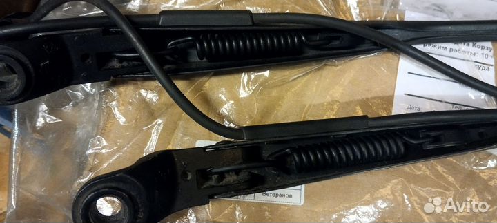 Поводок дворника 2шт. Мерседес Вито 638 (96-03) бу