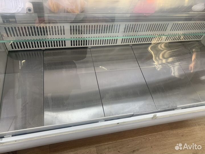 Холодильная витрина