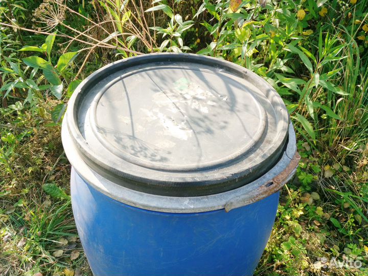 Бочка пластиковая садовая