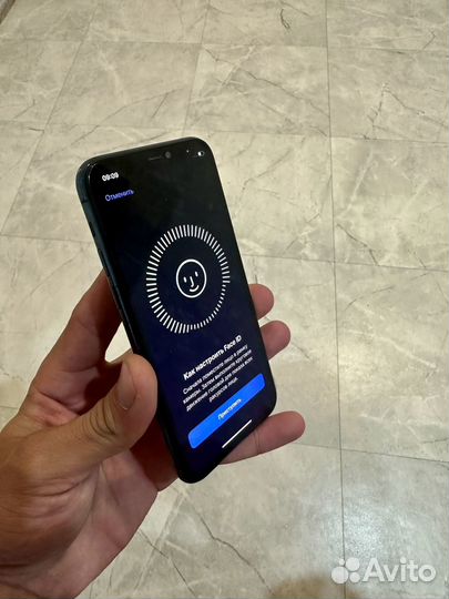 iPhone 11 Pro, 64 ГБ