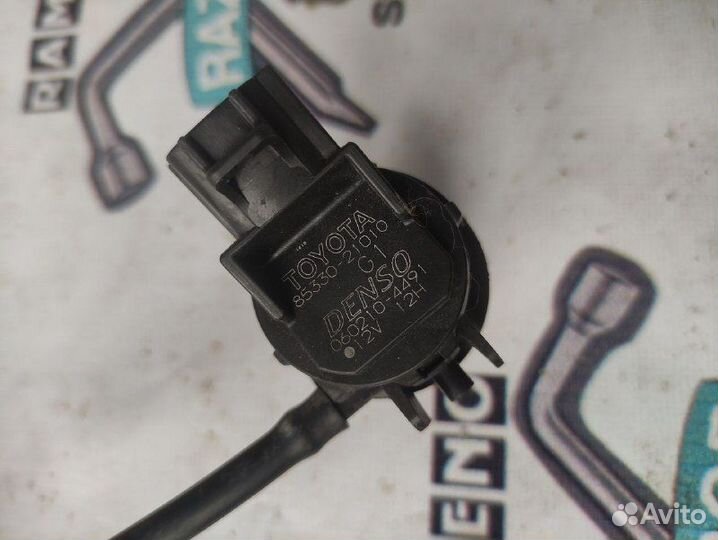 Насос омывателя Тойота Приус 20 кузов