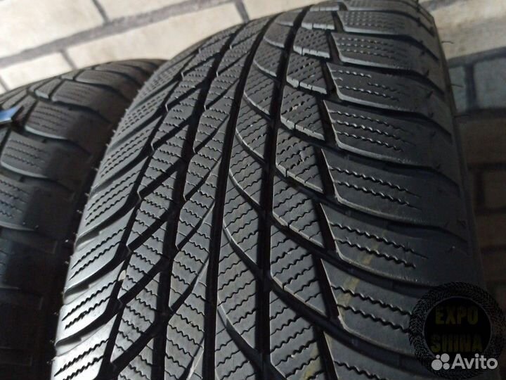 Bridgestone Blizzak LM-001 205/60 R17 93H