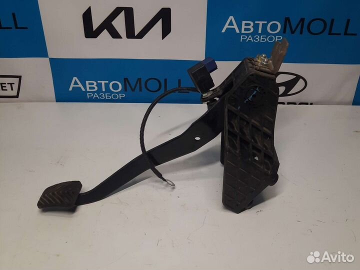 Педаль тормоза Хендай i30 1 FD