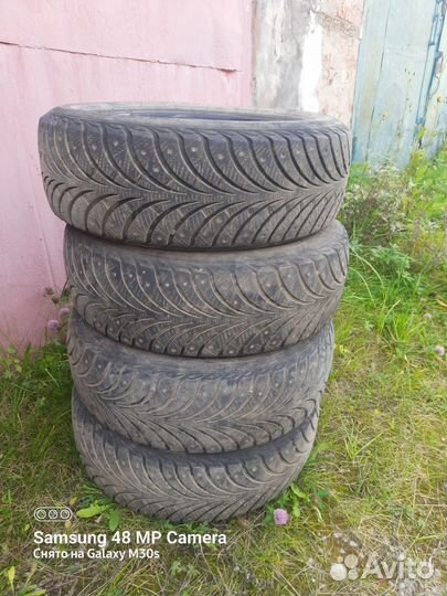 Sava Eskimo Stud 185/60 R15