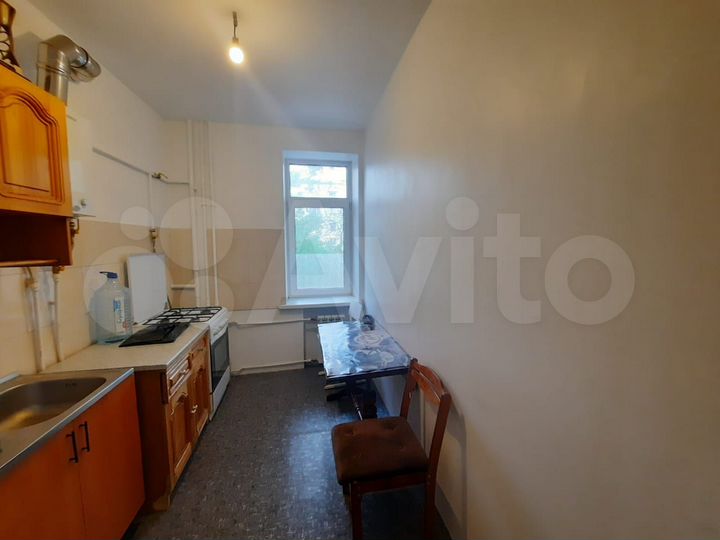 2-к. квартира, 56 м², 2/5 эт.