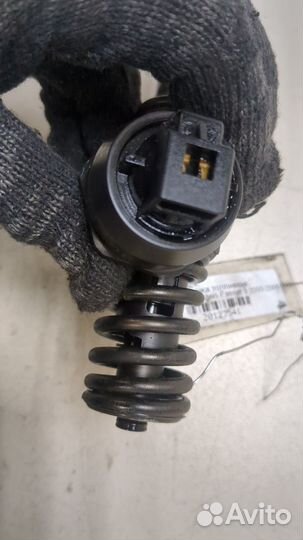 Форсунка топливная Volkswagen Passat 5, 2002