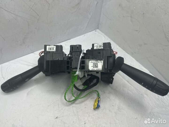 Подрулевой переключатель Renault Sandero 5S H4M