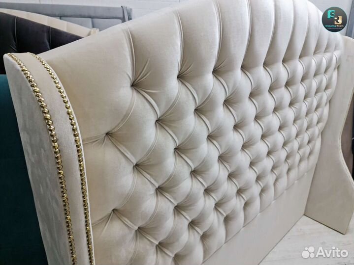 Кровать двуспальная