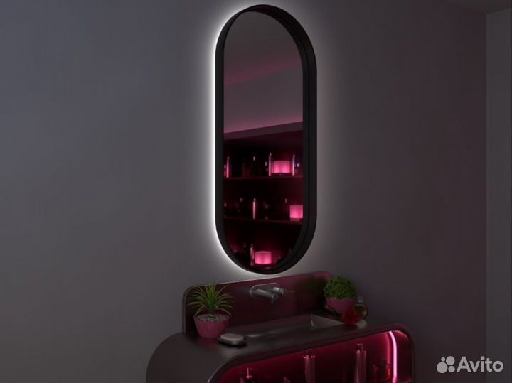 Зеркало в раме с подсветкой, капсула