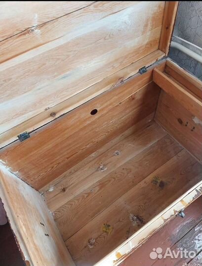 Сундук деревянный старинный