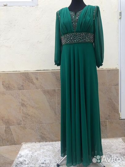 Вечернее платье