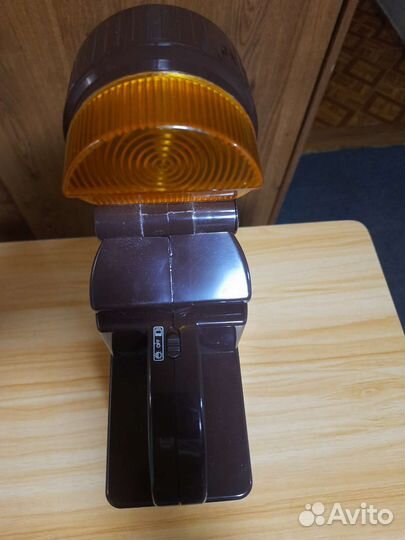 Фонарь- радио многофункциональный