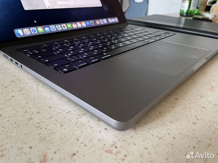 Apple Macbook Pro 14