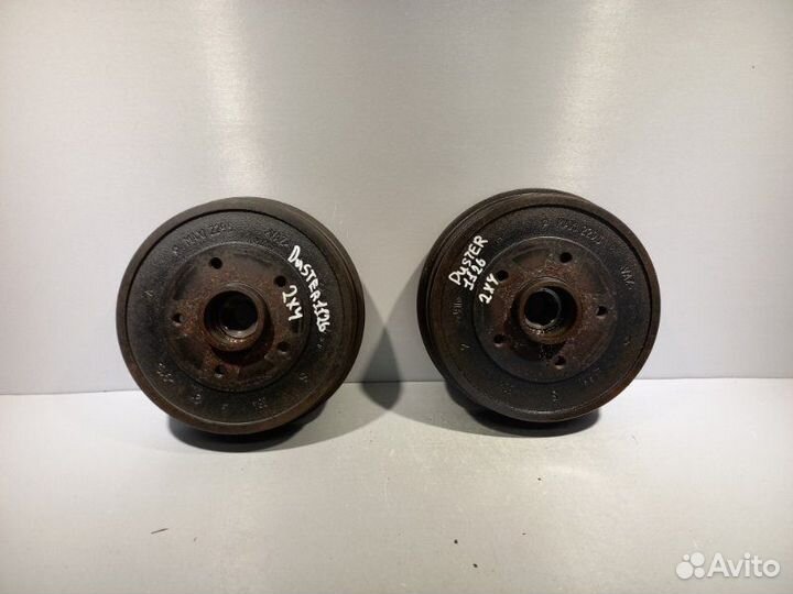 Тормозной барабан Renault Duster H4M438 2018