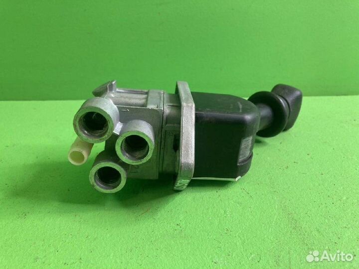 Кран стояночного тормоза MAN TGA