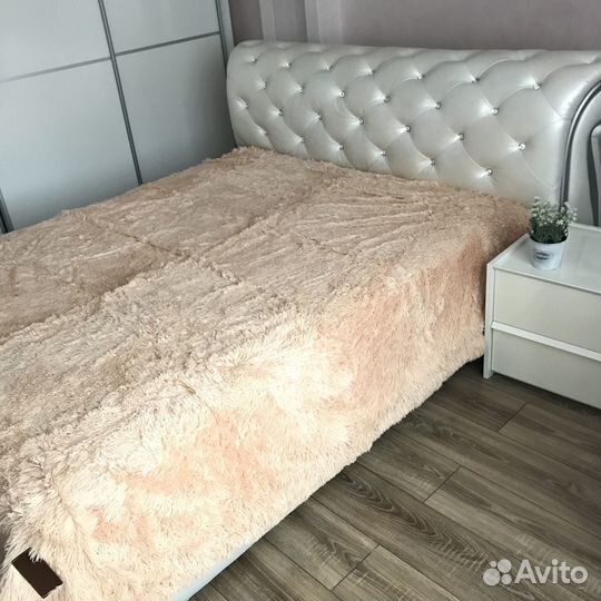 Пледы новые В ассортименте