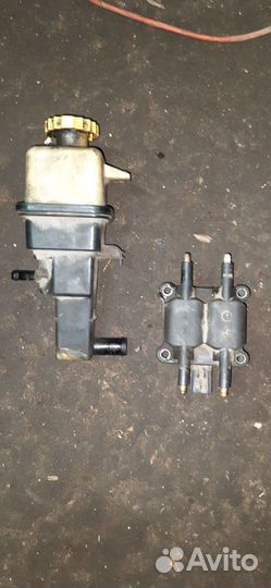 Катушка зажигания Dodge Stratus 2,4