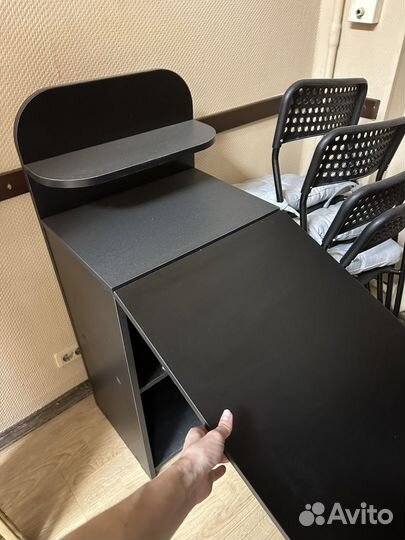 Стол маникюрный