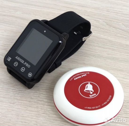 Кнопка вызова персонала и часы в салон красоты