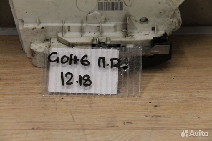 Замок двери передней правой Volkswagen Golf 6 2009