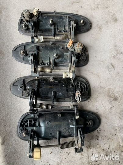 Ручка двери наружняя Мазда 626 GE Mazda