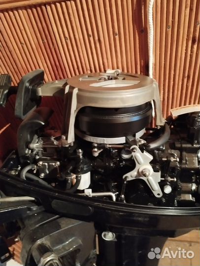 Лодочный мотор Тохатсу 18