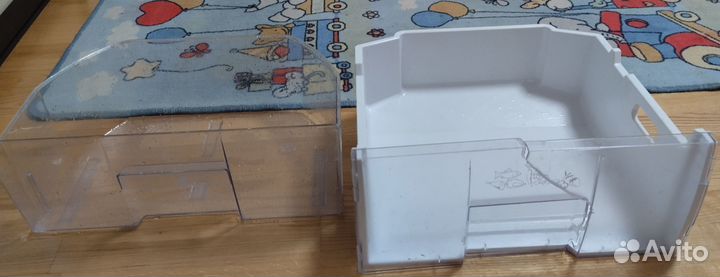 Продам полки от холодильника beko