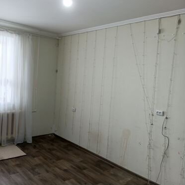2-к. квартира, 51 м², 1/3 эт.