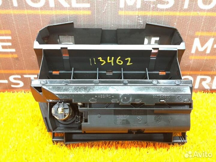 Пепельница Bmw 3-Series E46 M52B25(256S4) 1998