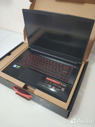 Игровой ноутбук MSI GF63 Thin 9RCX 15.6