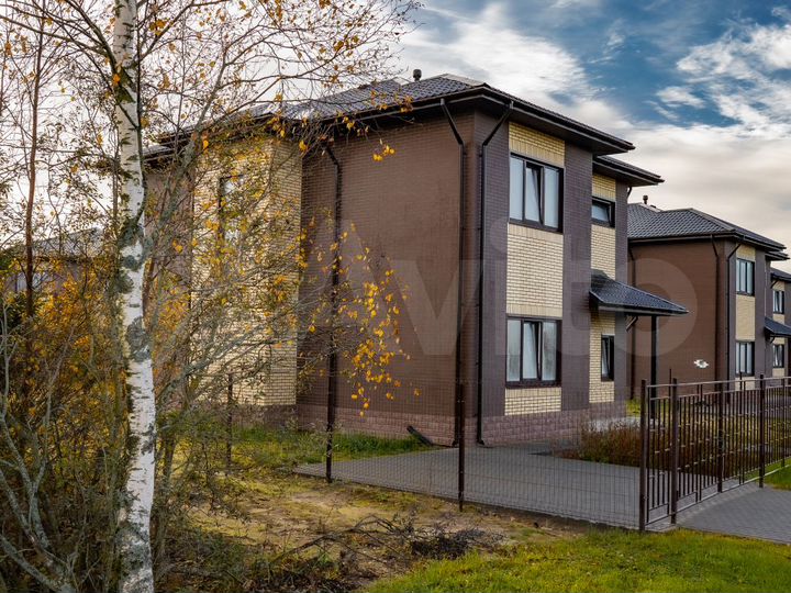 Дом 163 м² на участке 6,1 сот.