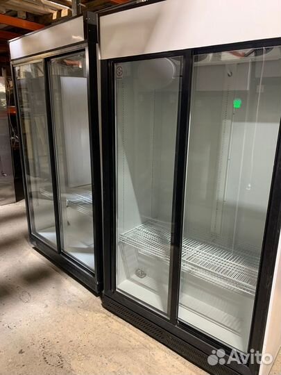 Холодильный шкаф