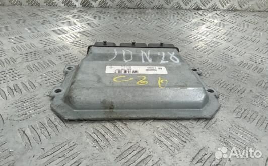 Блок управления двигателем dacia sandero 2 (JDN28P