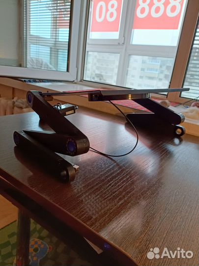 Столик для ноутбука с охлаждением