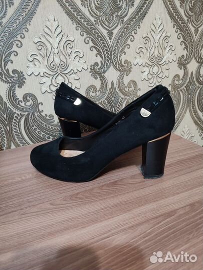 Туфли женские. Обувь