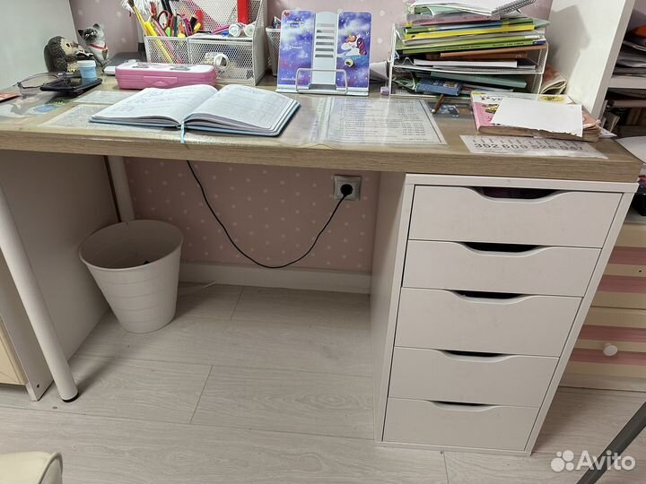 Стол Алекс IKEA